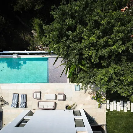Luxury Dhermi With Infinity Pool